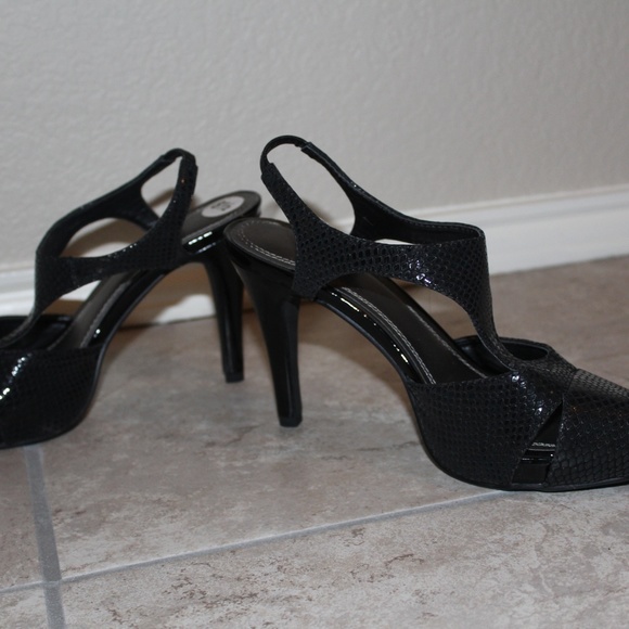 Impo, black 3-4 inch heel - Picture 3 of 3